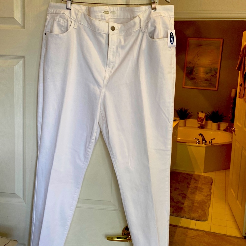 Old Navy Size 20 white jeans